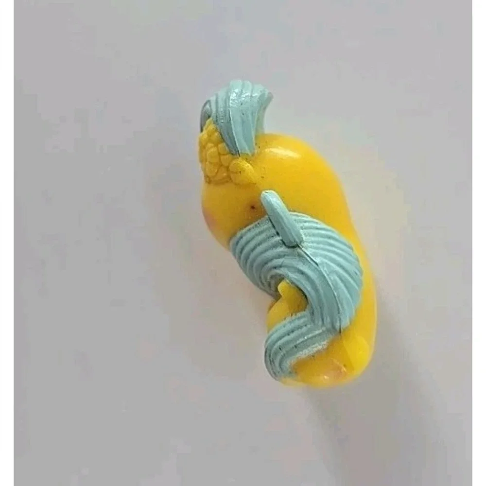 Vintage My Little‎ Pony Hasbro Horse Necklace Pendant Fair Play Yellow & Aqua